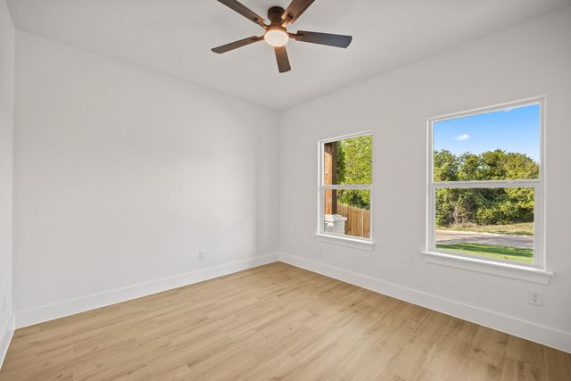 2903 NW 30th Street, Fort Worth, TX 76106