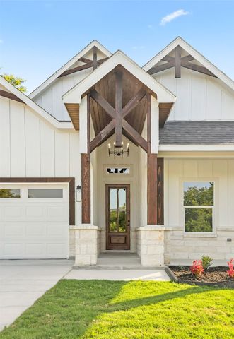 2903 NW 30th Street, Fort Worth, TX 76106