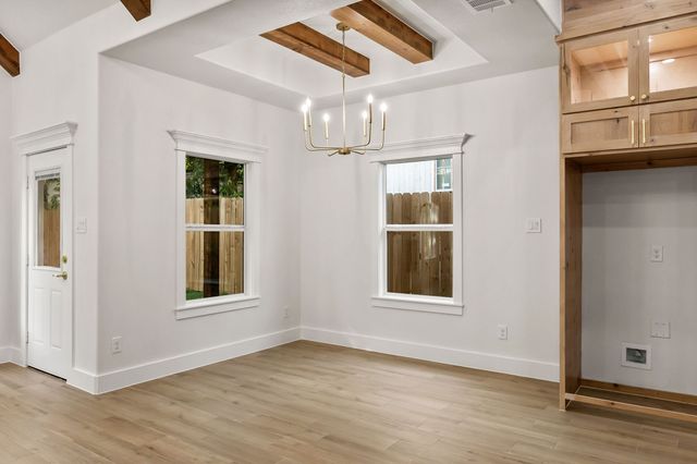 2903 NW 30th Street, Fort Worth, TX 76106