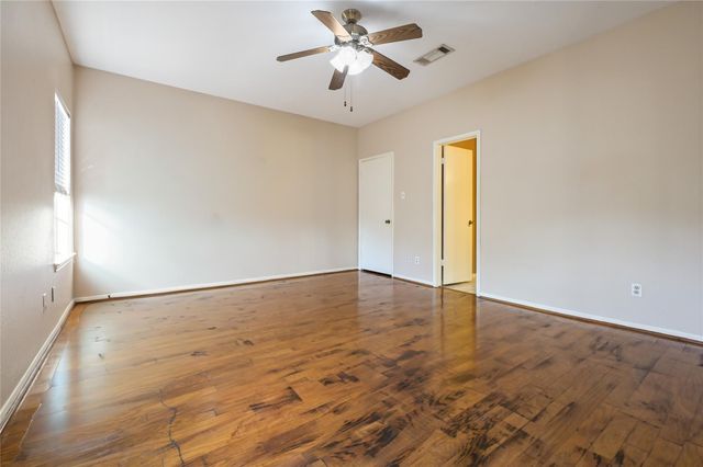 4001 Tanglewilde Street 404, Houston, TX 77063