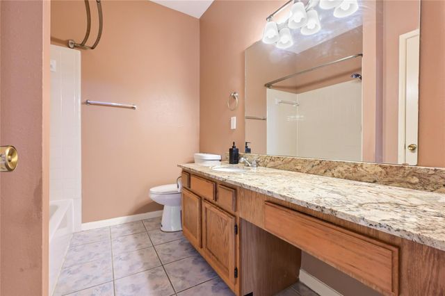 4001 Tanglewilde Street 404, Houston, TX 77063