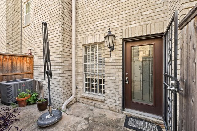 4001 Tanglewilde Street 404, Houston, TX 77063