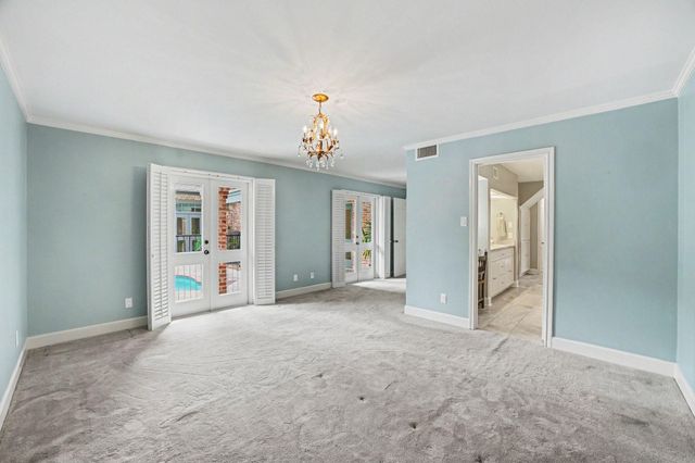 404 Bayou Cove Court, Houston, TX 77042