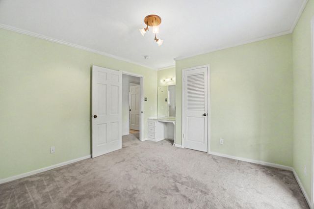 404 Bayou Cove Court, Houston, TX 77042