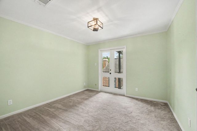 404 Bayou Cove Court, Houston, TX 77042
