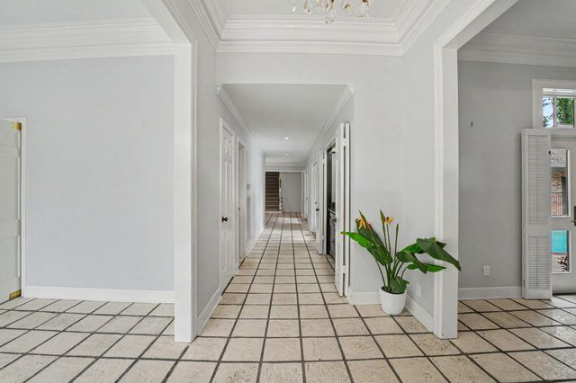 404 Bayou Cove Court, Houston, TX 77042