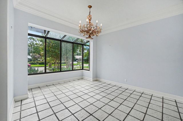 404 Bayou Cove Court, Houston, TX 77042