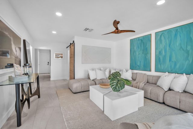 3161 N 36TH Street, Hollywood, FL 33021