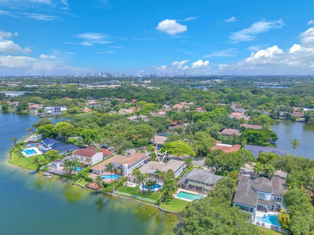 3161 N 36TH Street, Hollywood, FL 33021