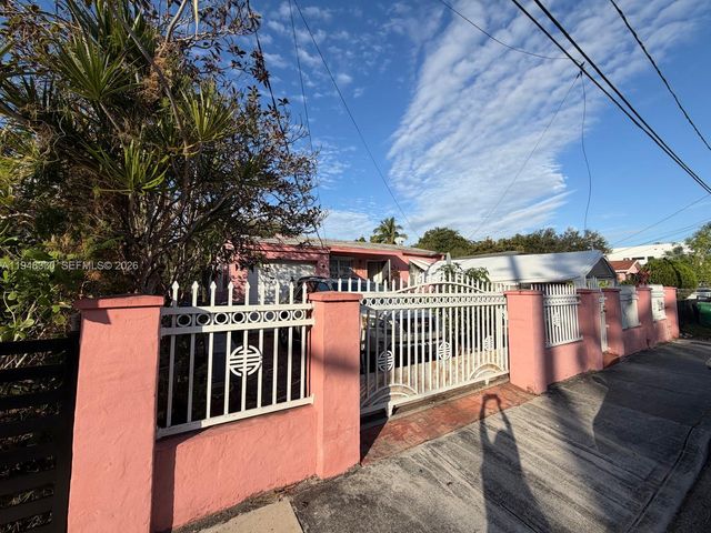 85 NW 52nd St, Miami, FL 33127