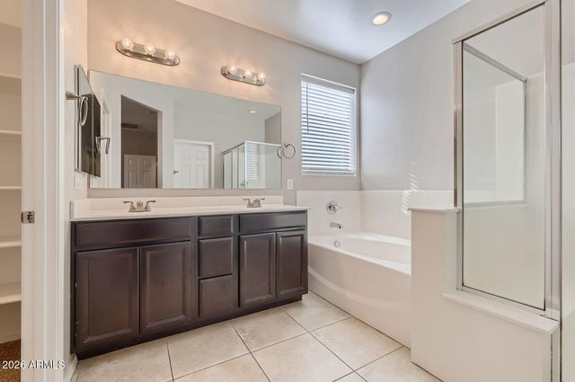 2610 W GABY Road, Phoenix, AZ 85041