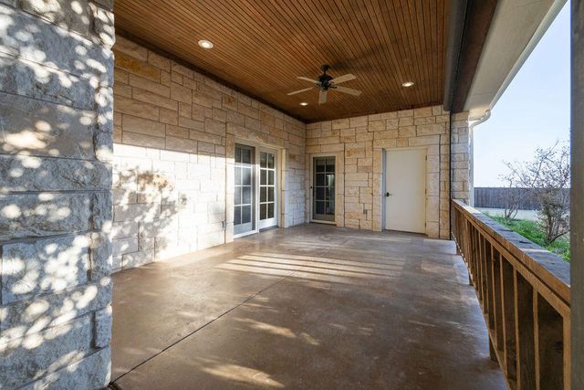 19706 County Road 3100, Slaton, TX 79364