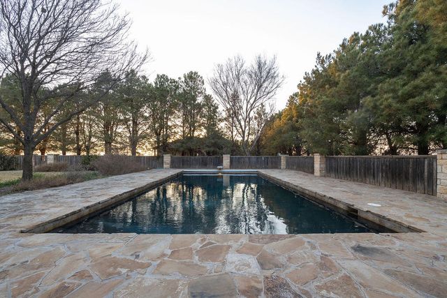 19706 County Road 3100, Slaton, TX 79364