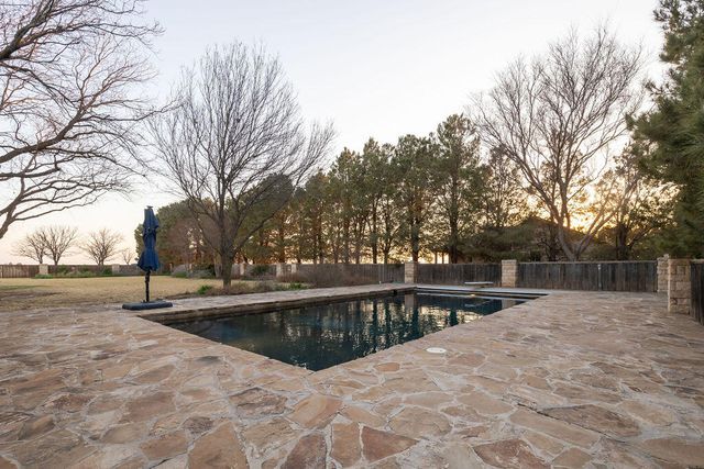 19706 County Road 3100, Slaton, TX 79364