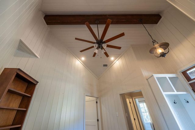 19706 County Road 3100, Slaton, TX 79364