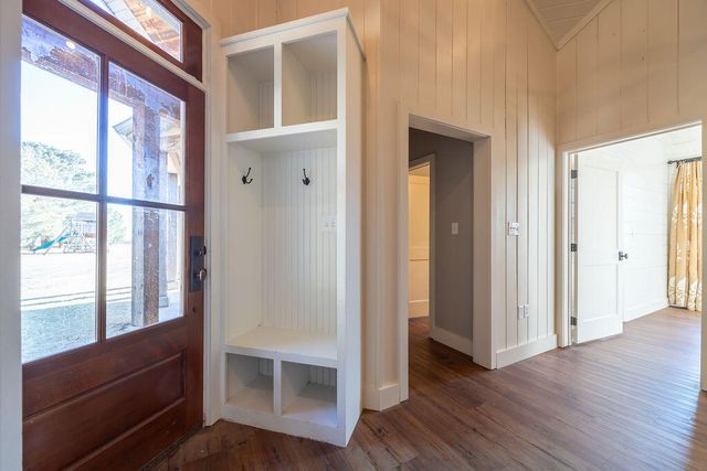 19706 County Road 3100, Slaton, TX 79364