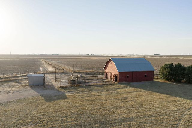 19706 County Road 3100, Slaton, TX 79364