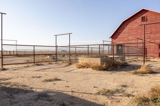 19706 County Road 3100, Slaton, TX 79364