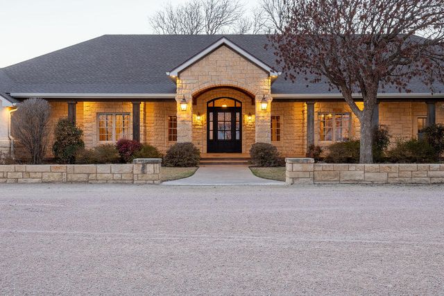 19706 County Road 3100, Slaton, TX 79364