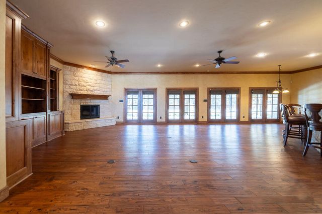 19706 County Road 3100, Slaton, TX 79364