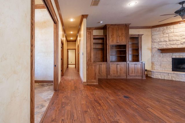 19706 County Road 3100, Slaton, TX 79364