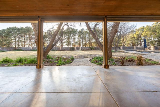 19706 County Road 3100, Slaton, TX 79364