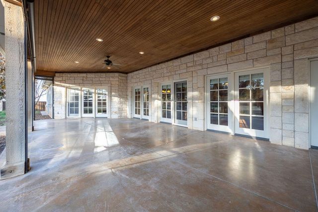 19706 County Road 3100, Slaton, TX 79364