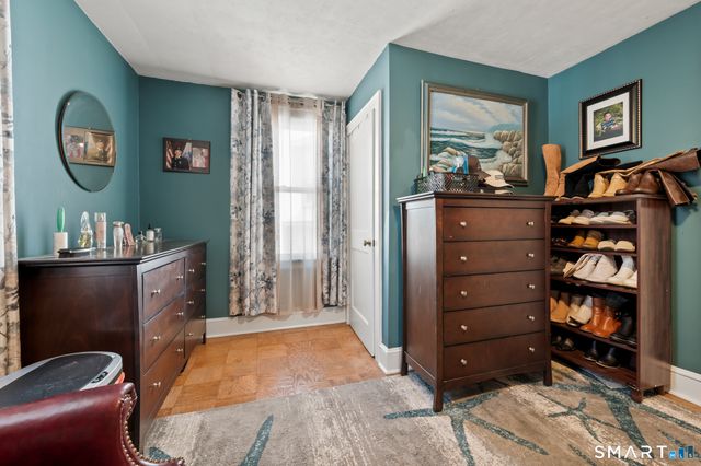 32 Burr Avenue, Middletown, CT 06457