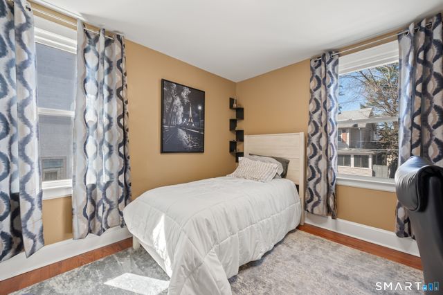 32 Burr Avenue, Middletown, CT 06457