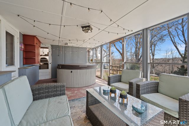 32 Burr Avenue, Middletown, CT 06457