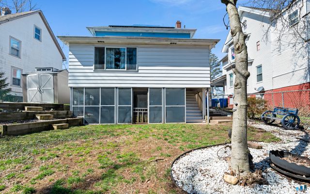 32 Burr Avenue, Middletown, CT 06457