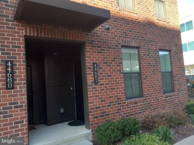 44682 PROVINCETOWN DR, Ashburn, VA 20147