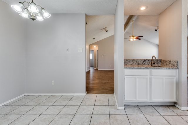 2670 Fairmont Drive, Grand Prairie, TX 75052