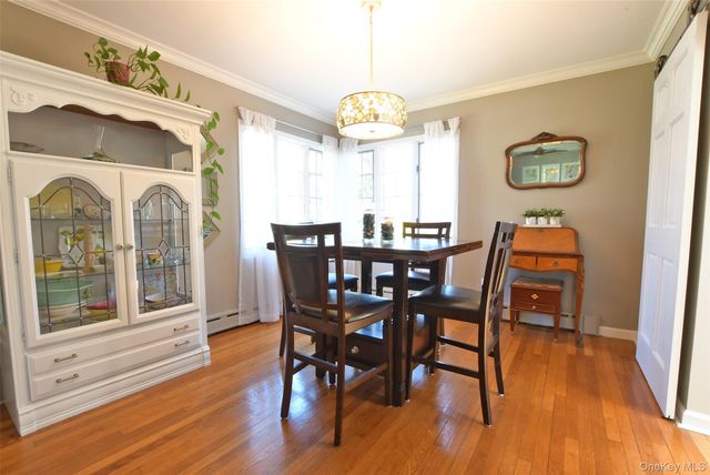 20 Conway Street, Ronkonkoma, NY 11779