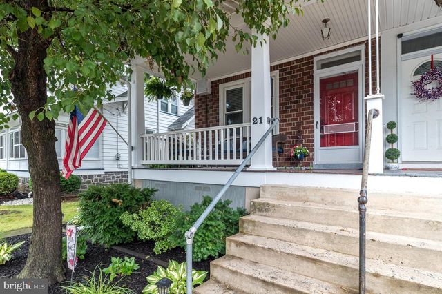 21 S 7TH ST, Quakertown, PA 18951