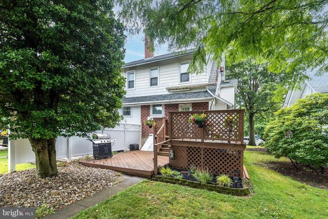 21 S 7TH ST, Quakertown, PA 18951