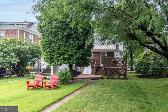 21 S 7TH ST, Quakertown, PA 18951