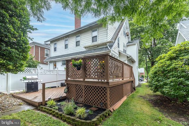 21 S 7TH ST, Quakertown, PA 18951