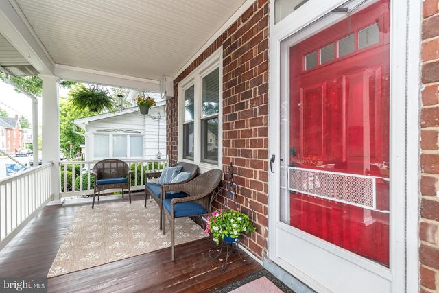 21 S 7TH ST, Quakertown, PA 18951