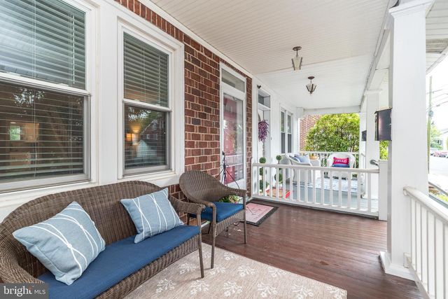 21 S 7TH ST, Quakertown, PA 18951