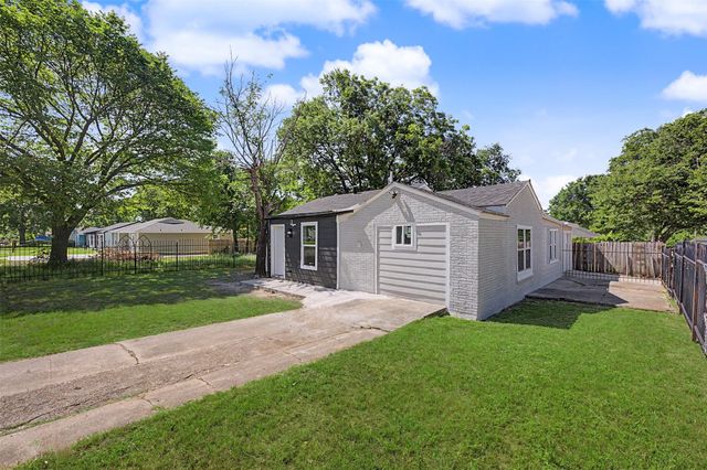 1000 Schieffer Avenue, Fort Worth, TX 76110