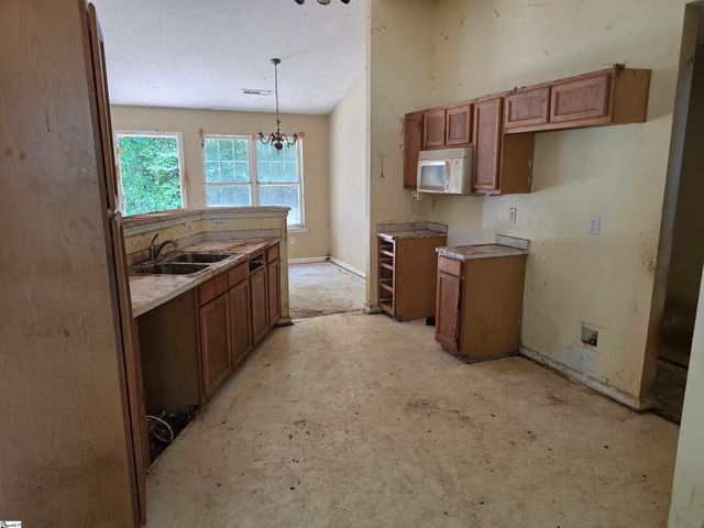 323 Wild Wing Way, Easley, SC 29642