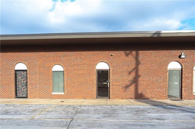 2300 Freeport Road Suite 11, Lower Burrell, PA 15068