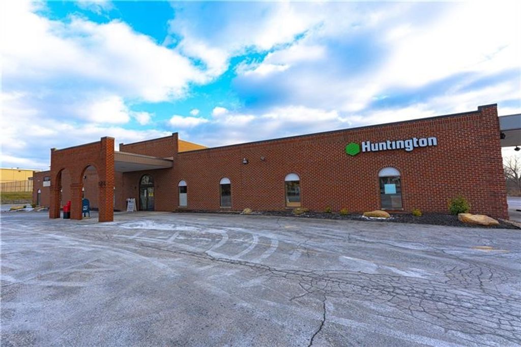 2300 Freeport Road Suite 11, Lower Burrell, PA 15068