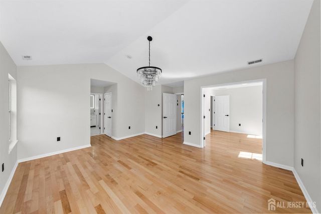 7 Hauser Lane, Old Bridge, NJ 07747