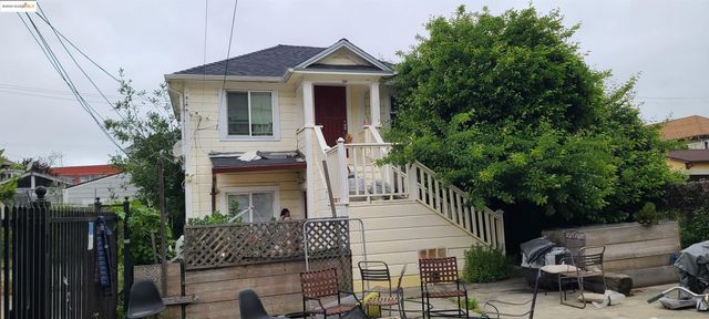 2825 Market St, Oakland, CA 94608