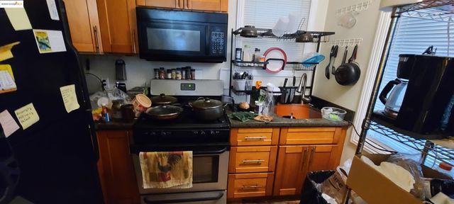 2825 Market St, Oakland, CA 94608