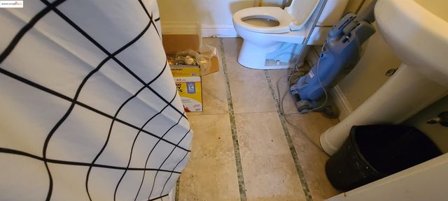 2825 Market St, Oakland, CA 94608