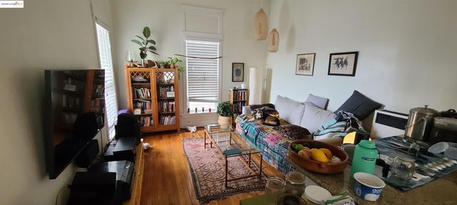 2825 Market St, Oakland, CA 94608