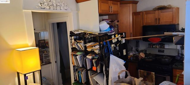 2825 Market St, Oakland, CA 94608